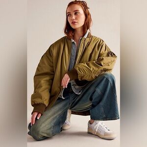 We The Free Green Becca Bomber Jacket Size Large $148